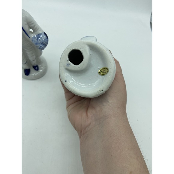 Victorian‎ Couple Porcelain Figurines Blue White Gold Trim 6.5" Vintage EUC - Picture 7 of 8